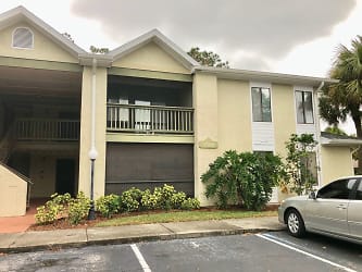 3580 Sable Palm Ln - Titusville, FL