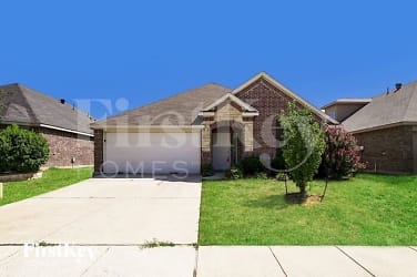 1417 Villa Paloma Blvd - Little Elm, TX