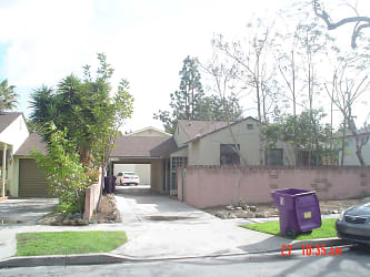 1700 Park Ave unit House - Long Beach, CA