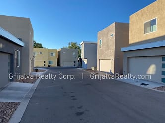 8670 E Avant Garde Way - Tucson, AZ