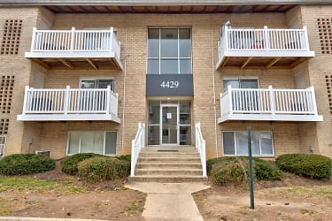 Admiral Place Apartments - Suitland, MD