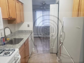 5534 N Kenmore Ave unit 409 - Chicago, IL