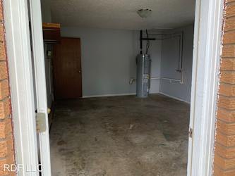 303 Walnut St - Princeton, IA
