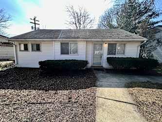 16180 Wilson Ave - Eastpointe, MI