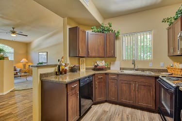 Serena Shores At Val Vista Lakes Apartments - Gilbert, AZ