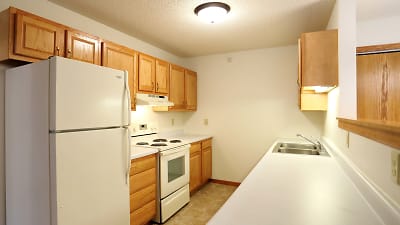 Mill Pond Apartments - Forest Lake, MN