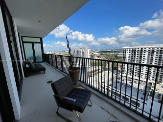 5252 NW 85th Ave #2003 - Doral, FL