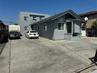 1035 Orange Ave - Long Beach, CA