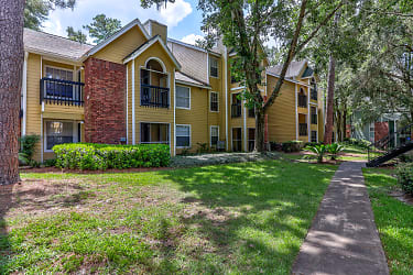 The Polos Apartments - Gainesville, FL