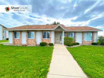 1058 Cato Ln unit B4 - Sturgis, MI