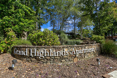 Grand Highlands Vestavia Hills Apartments - Vestavia, AL