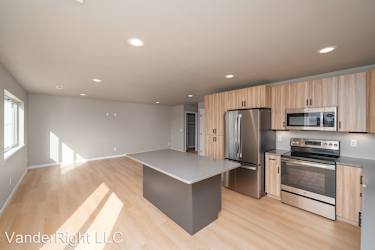 535 N Bunyan Dr Apartments - Harrisburg, SD