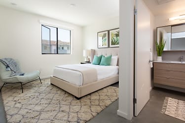 Frame Mar Vista Apartments - Los Angeles, CA