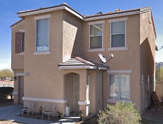 2172 Casa Ladera St - Las Vegas, NV