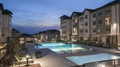 The Ravelle At Ridgeview Apartments - Antioch, TN