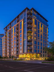 Venture Luxury High Rise Apartments - Madison, WI