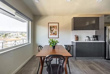 570 Boden Way Apartments - Oakland, CA