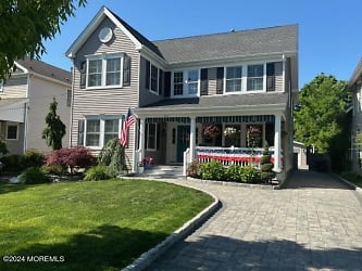 512 Sussex Ave - Spring Lake, NJ