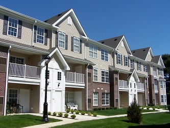 Willingboro Square Apartments - Willingboro, NJ