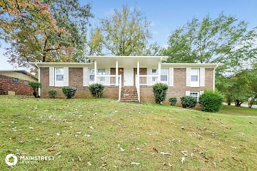 333 25Th Ave Nw - Center Point, AL