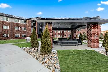 The Residence At Chesterfield Corners Apartments - Chesterfield, MI