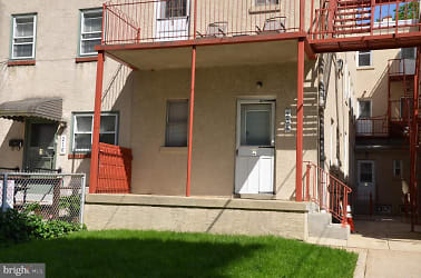 208 W Gay St #2 - West Chester, PA