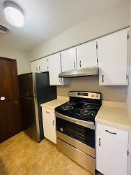 1625 Buttonwood Ct unit F - undefined, undefined