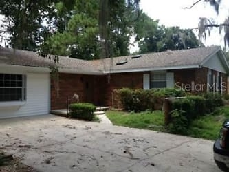 3324 NW 27th Terrace - Gainesville, FL