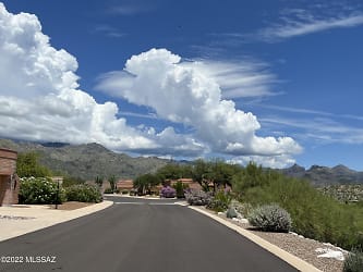 5249 N Via Sempreverde Apartments - Tucson, AZ