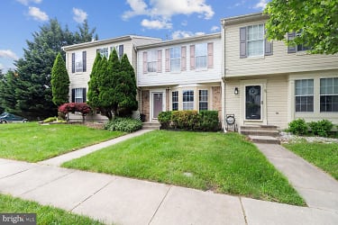3 Deaven Ct - Baltimore, MD
