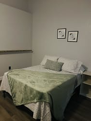 Room For Rent - Orlando, FL