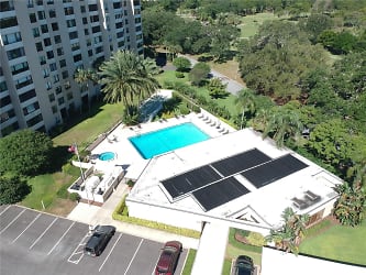 2620 Cove Cay Dr #403 - Clearwater, FL