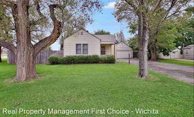 700 N Oak St - Goddard, KS