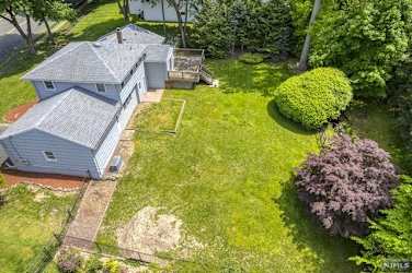 217 Alpine Dr - Closter, NJ