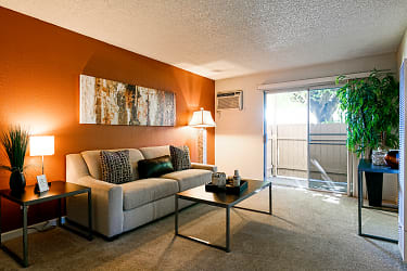 Greenbriar Villa Apartments - Modesto, CA