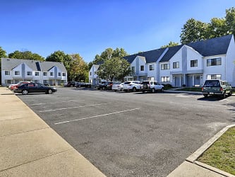 Village Of Timber Hill Apartments - Shippensburg, PA