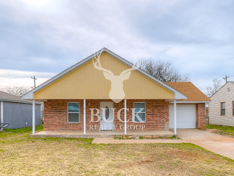 1201 Stansell Dr - Midwest City, OK