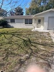 2551 Cheval Dr - Holiday, FL