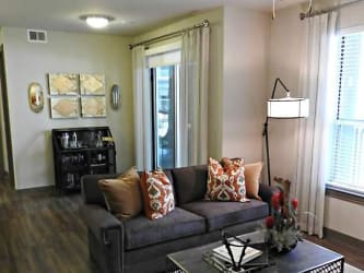 10402 Town and Country Way unit 102 - Houston, TX