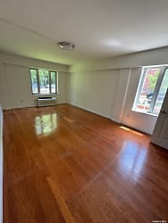 64-34 Grand Central Pkwy #1A - Queens, NY