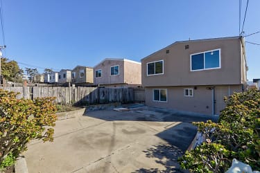228 St Catherine Dr - Daly City, CA
