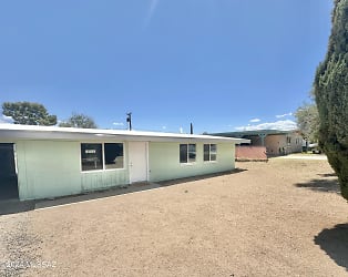 207 S McNab Pkwy - San Manuel, AZ