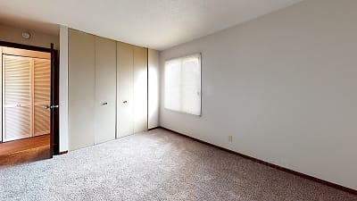 111 N Cleveland Ave unit 37 - Sioux Falls, SD