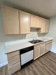 105 Evergreen Dr unit 9 - undefined, undefined