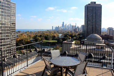2850 N. Sheridan Apartments - Chicago, IL