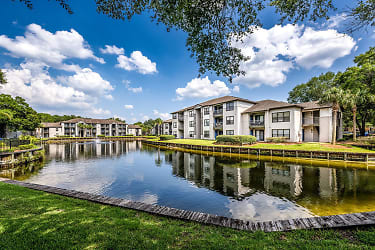 The Meridian Apartments - Jacksonville, FL