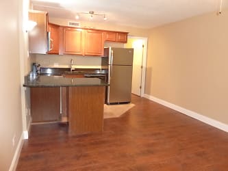 510 14th St unit 102 - Knoxville, TN