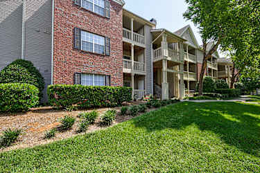Bell Walker's Crossing Apartments - Knoxville, TN