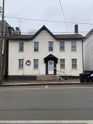 412 S Maple Ave - Greensburg, PA