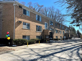 Lakeshore Apartments- New Baltimore - New Baltimore, MI